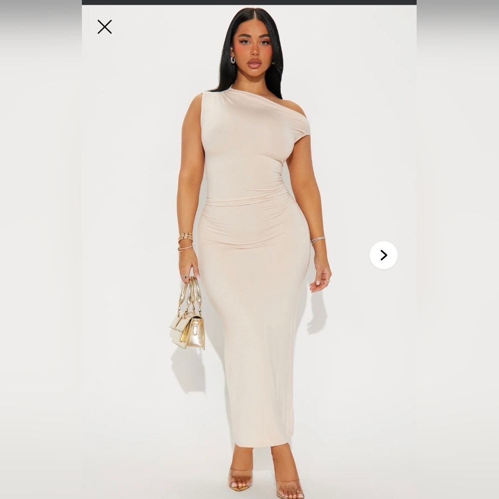 Fashion Nova - Brooke Ruched Midi Dress- W Sz Medium - Picture 3 of 9
